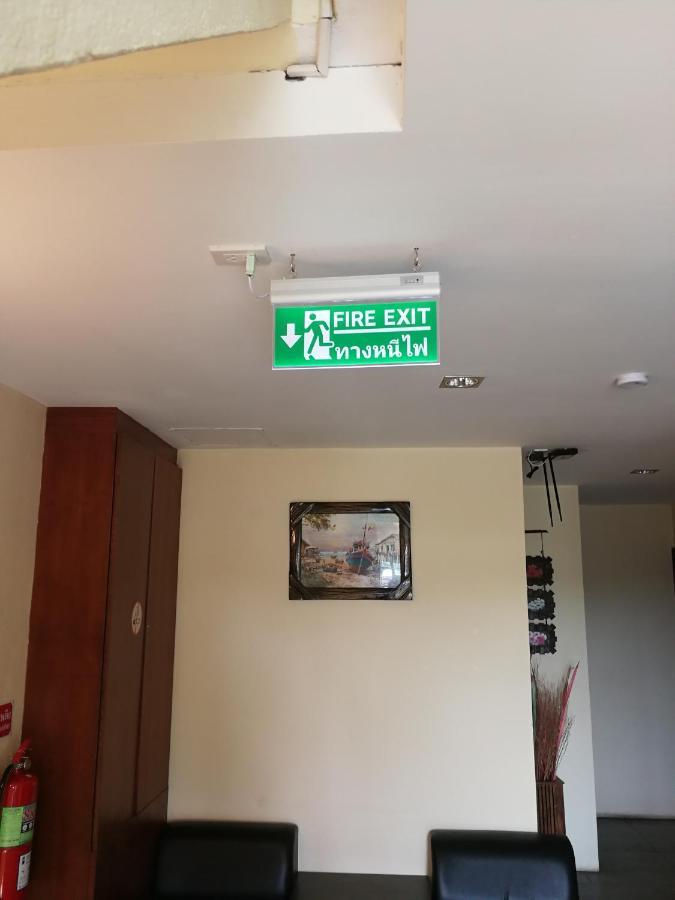 De Nawarat Chiangmai Boutique Apartment Τσιάνγκ Μάι Εξωτερικό φωτογραφία